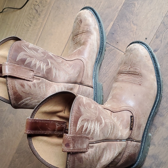Ariat boots - Picture 9 of 9